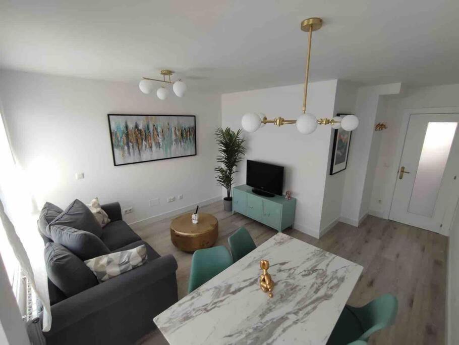 Exclusivo Apartamento Con Aparcamiento Gratuito Ларедо Екстер'єр фото