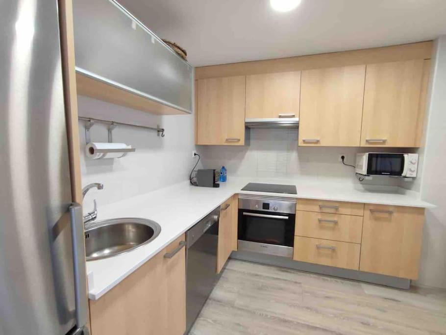 Exclusivo Apartamento Con Aparcamiento Gratuito Ларедо Екстер'єр фото